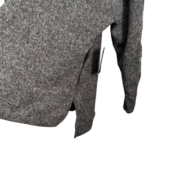 New York Laundry Womens Grey Knit V-Neck Sweater Size 2X With Button Sleeve Deta - Picture 9 of 12